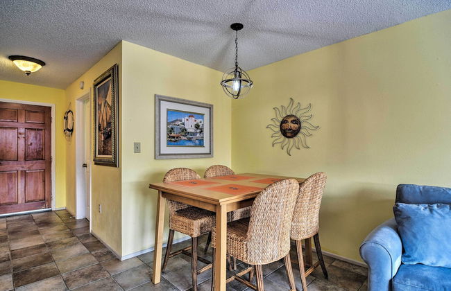 Updated Condo Near Beach: Ideal Walkable Location - Foto 8