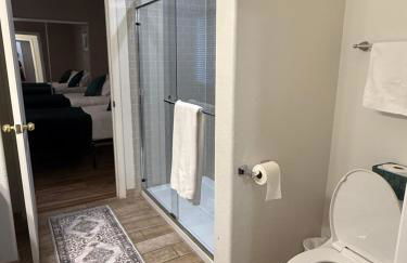 Great Amenities, Pool, Sauna Gym - Photo 19