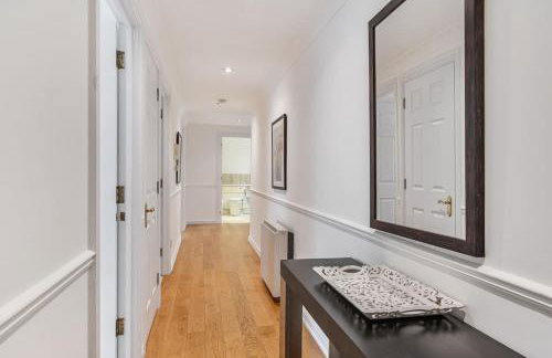 Stylish 2Bed 2Bath Kensington Olympia Flat - Foto 16