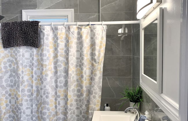 The Horseshoe Falls Villa- 6BR Free Parking, Minutes From Falls & Casino - Foto 21