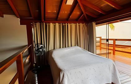 Casa incrível com piscina, hidromassagem e sauna - Foto 13