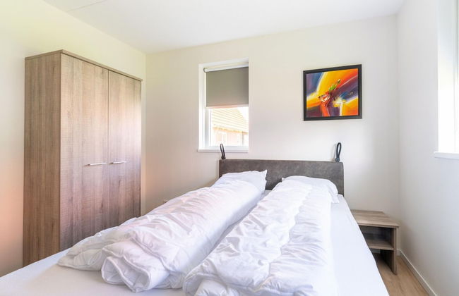 Coastal Getaway w/ Sauna - Photo 4