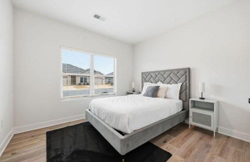Stylish 2BR2BA Stay Open Layout - Foto 13