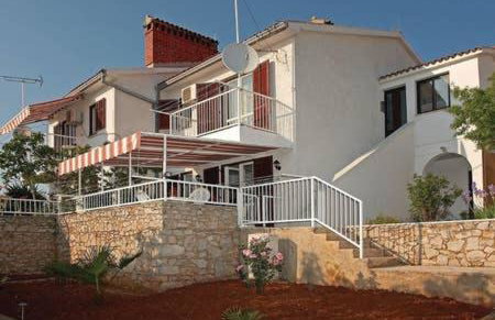 Apartment Quiet Getaway - Photo 18