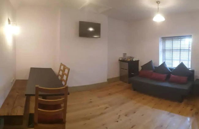 1700s Canalside Cottage Sleeps up to 12 Guests - Foto 28