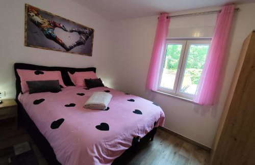 apartman Goga with pool and jacuzzi - Foto 64