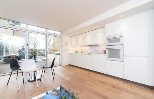 Chic & Cozy Flat in SW London, Perfect Location! - Pass the Keys - Foto 19