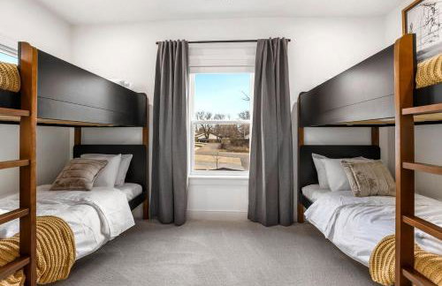 Ozark Oasis Walk to DT Bentonville - Photo 5