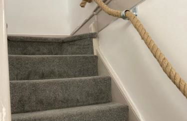 FROM BBC1s BEYOND PARADISE - - Prospect House - - 17th Century Character COTTAGE - - CONNECTING APARTMENTS - - Kids Bunk Room - - Free Public Parking - Foto 23