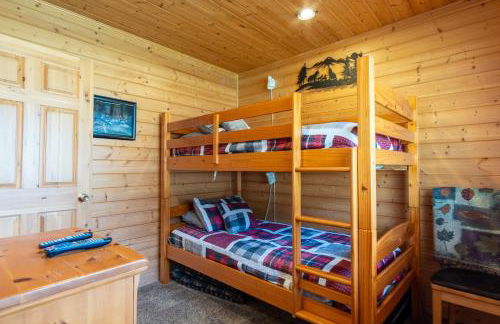 Cozy Henrys Lake Escape - 20 Miles to Yellowstone! - Foto 18