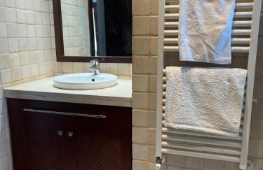 Modern 3 Bedroom Villa with Pool & Garden, Ideal for Families - Foto 6