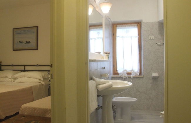 Villa in Sassetta With Private Botanical Garden - Photo 21