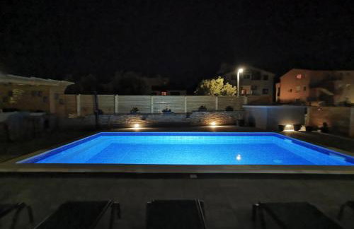 Apartment olive tree garden&poll view 4 plus 2, 130 m2 with tiki bar - Foto 8