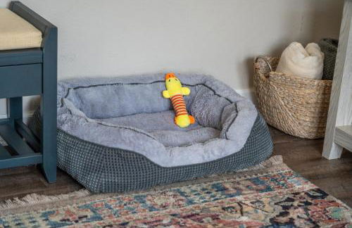 Spring Bungalow - A cozy getaway in downtown Hot Springs! - Foto 12