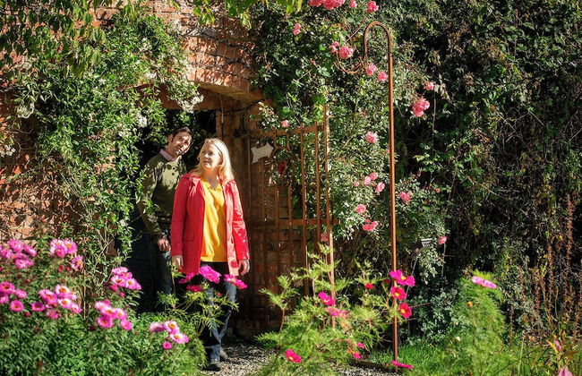 Ballyscullion Park Courtyard Cottages - Foto 24