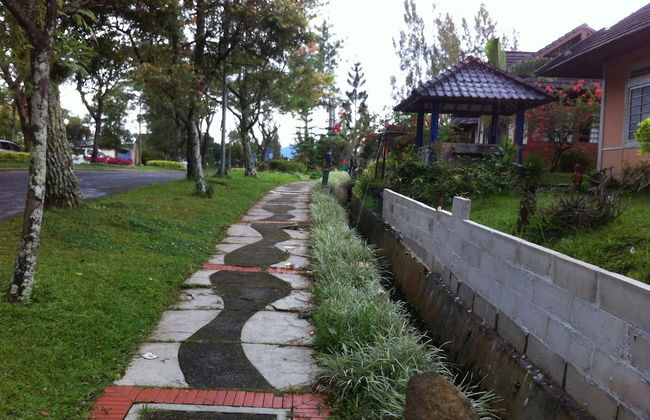 Villa Kota Bunga Seruni - Photo 37