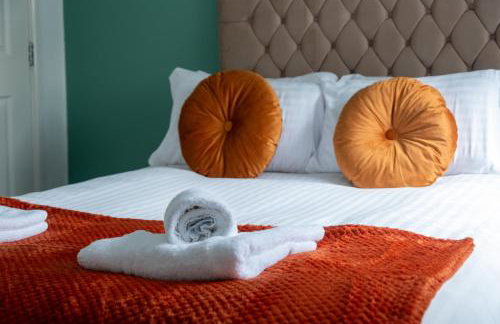 Stylish 2-Bedroom Apartment in Motherwell I Netflix, Pet Friendly & Train Access - Foto 1