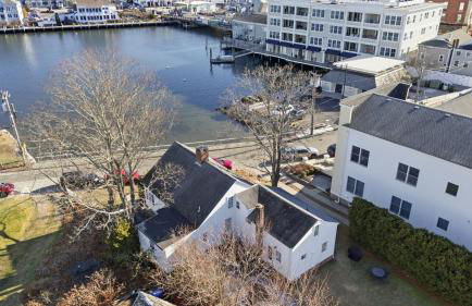 Mystic Riverfront Captain's Home - Foto 45