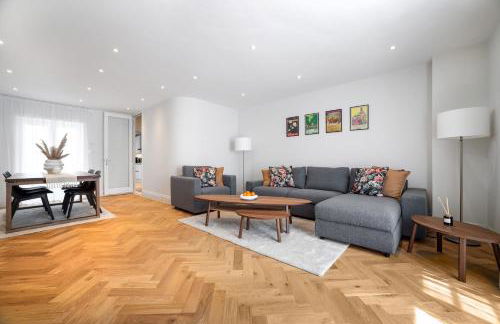 The Heart of Westminster - Photo 3