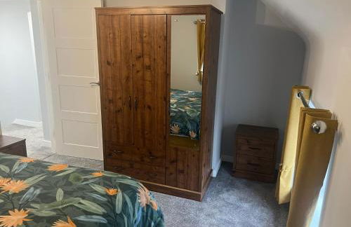 3 bed flat 10 mins to Alton Towers Sleeps 6-8 people - Foto 18