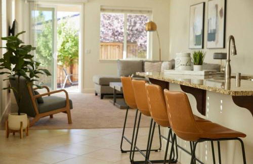 NEW Upscale House, Tahoe 30-min w/ Cal King - Foto 70