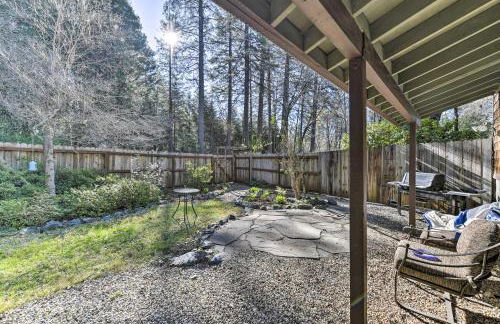 Peaceful Cottage with Grill and Yard in Grass Valley! - Photo 16