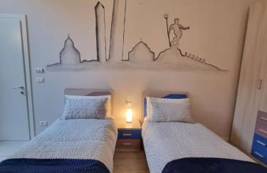 Secret Terrace Downtown Loft, Rooftop Terrace, 2 bedrooms, AC - Photo 19