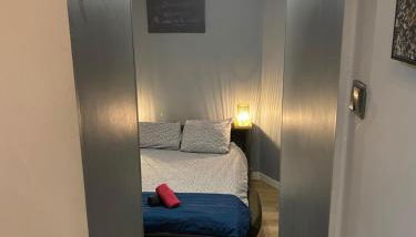 F1 Meublé et Confortable en cœur de ville - Photo 5