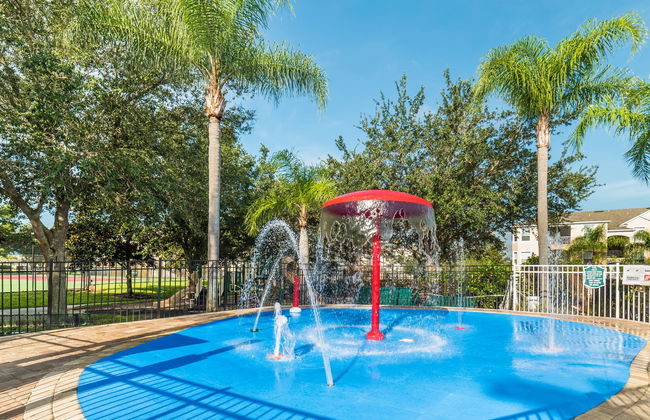 Windsor Palms Resort Homes, Townhomes & Condos - Photo 9