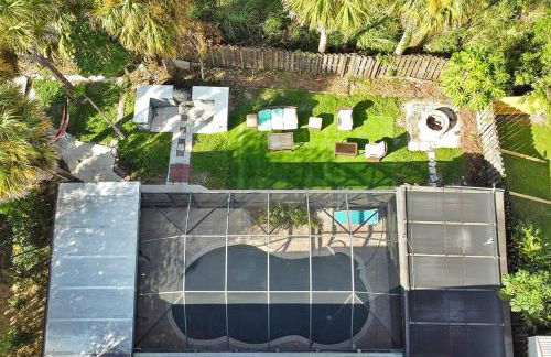 Poolside Cocoa Oasis w/ Tiki Bar! - Foto 14