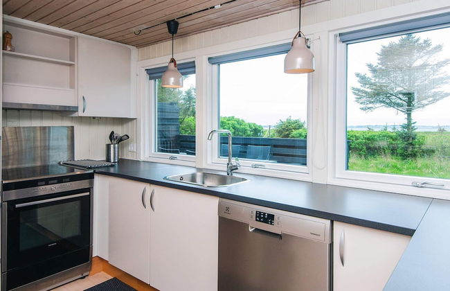 6 Person Holiday Home in Thyholm - Photo 32