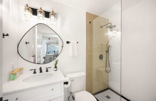 Bruce Lee 1BR Condo Brand New in Queen Anne - Foto 3