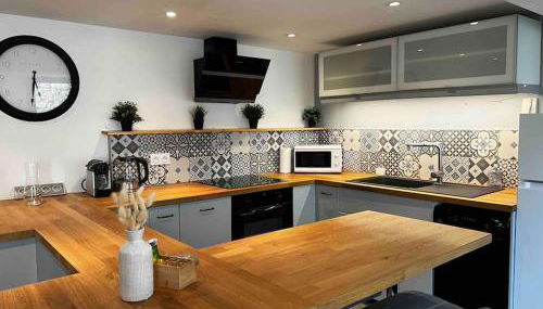 La Petite Rochambelle (hyper centre-ville) - Photo 2