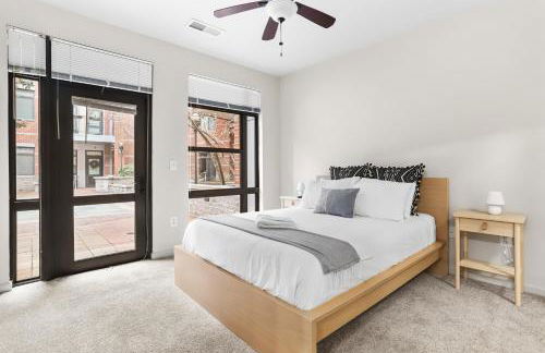 Spacious Comfort Near Downtown Hotspots - Foto 10