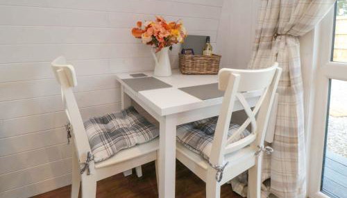 Bumblebee Glamping Pod - Foto 4