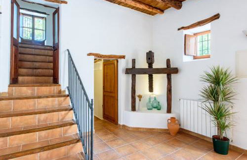 7 Bedroom Villa with Pool - 5mins walk to Cala Llonga Beach - Can Ramon - Foto 21