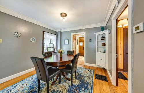 Waterfront Fox Lake Vacation Rental with Fire Pit! - Foto 8