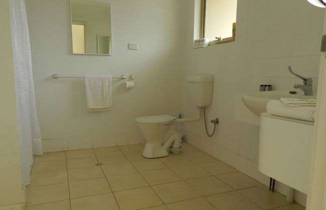 Harbourside Motel - Photo 38