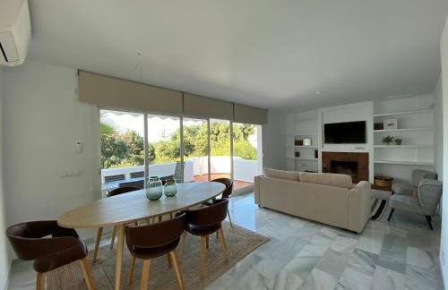 Luxury Apartm Brand newSwimming PoolGolf Beach - Photo 33