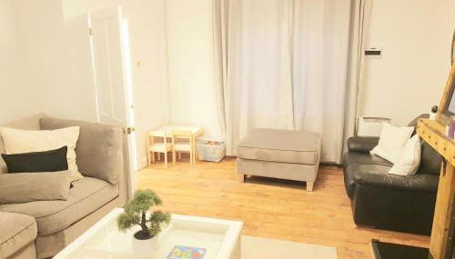 Specious 3bed property with parking & large garden - Foto 5