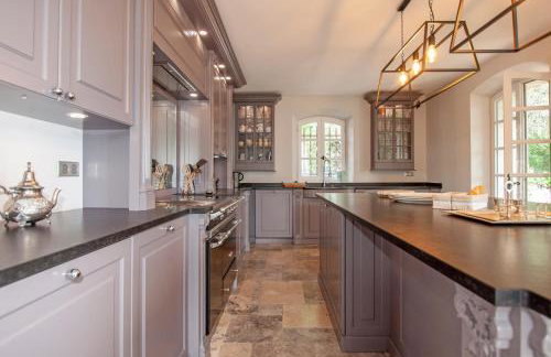Charm, luxury, stunning views, villa with pool - Foto 49