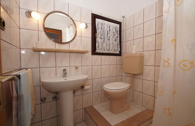 South Island Apartments - Photo 34