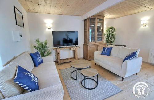 Les pieds dans l'eau - Foto 1