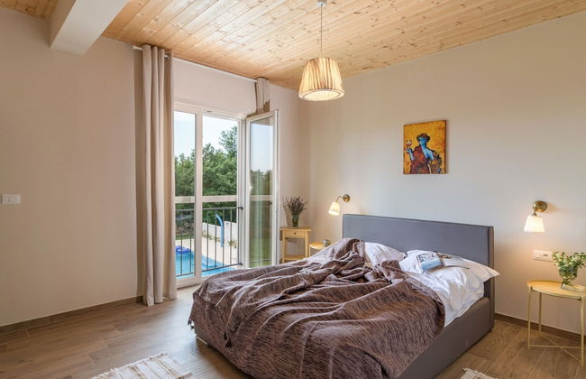 Luxurious Villa in Butkovici with Pool & Hot Tub - Foto 4