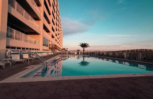 Beachfront Bliss Absolute Gulf Front 2 Bedroom Condo - book now for Spring 2026 - Foto 5
