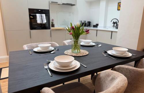 Spacious, Worcester city centre 2 bedroom apartment - Foto 8