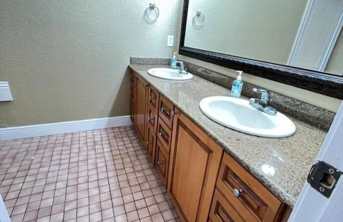 Resort Like house, 4 bedrooms, 3 bathrooms - Photo 36