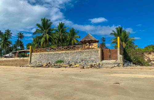 Casa à Beira Mar, piscina e 4 suítes na praia de Ipioca-Maceió-AL - Vila Ipioca - Foto 11