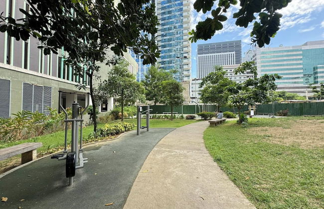 Condotel Avida Riala Tower 4-1103 - Photo 22