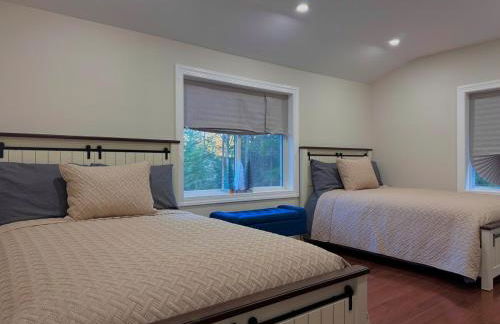 Secluded Forest Escape with Game Room, Hot Tub and Fire Pit - Foto 30